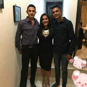 Meet your Posher, Adriana